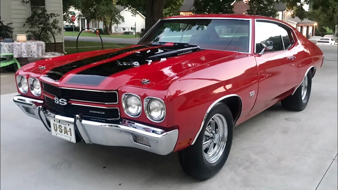 Vietnam Vet Sat In This 1970 Chevelle SS454 Everyday On The Showroom Floor  – classic